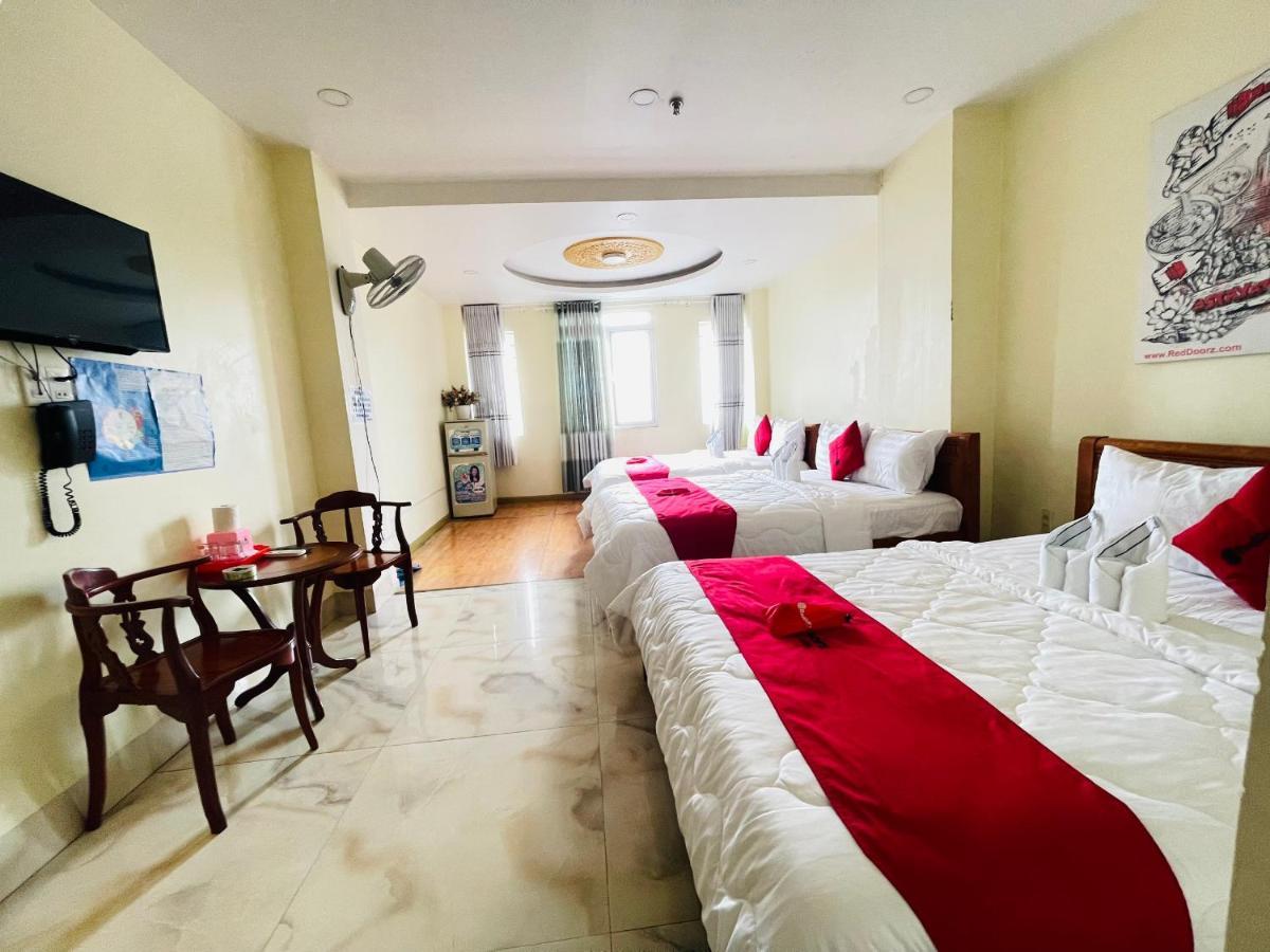 Mai Phuong - Ruby Saigon Hotel Хошимин Экстерьер фото