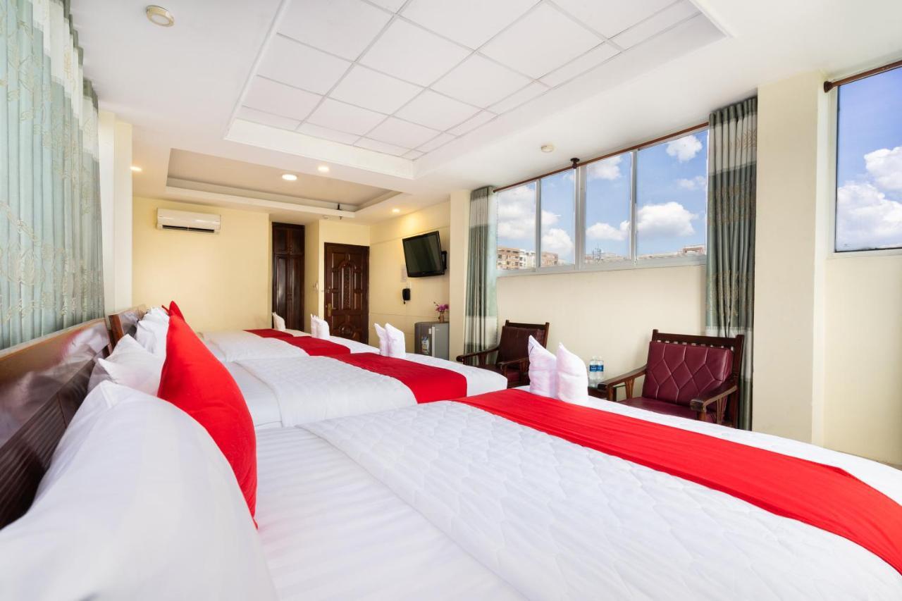 Mai Phuong - Ruby Saigon Hotel Хошимин Экстерьер фото