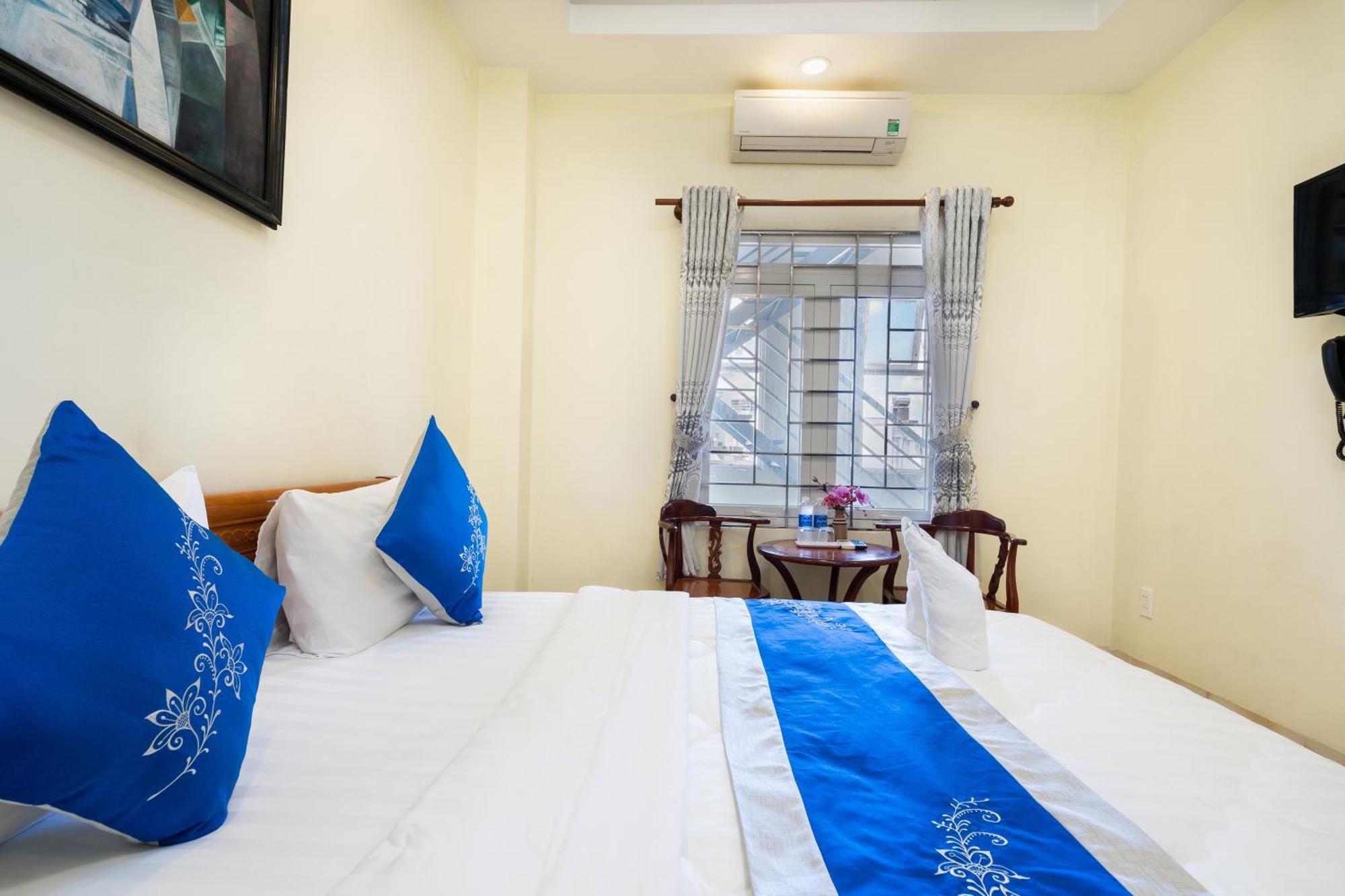Mai Phuong - Ruby Saigon Hotel Хошимин Экстерьер фото