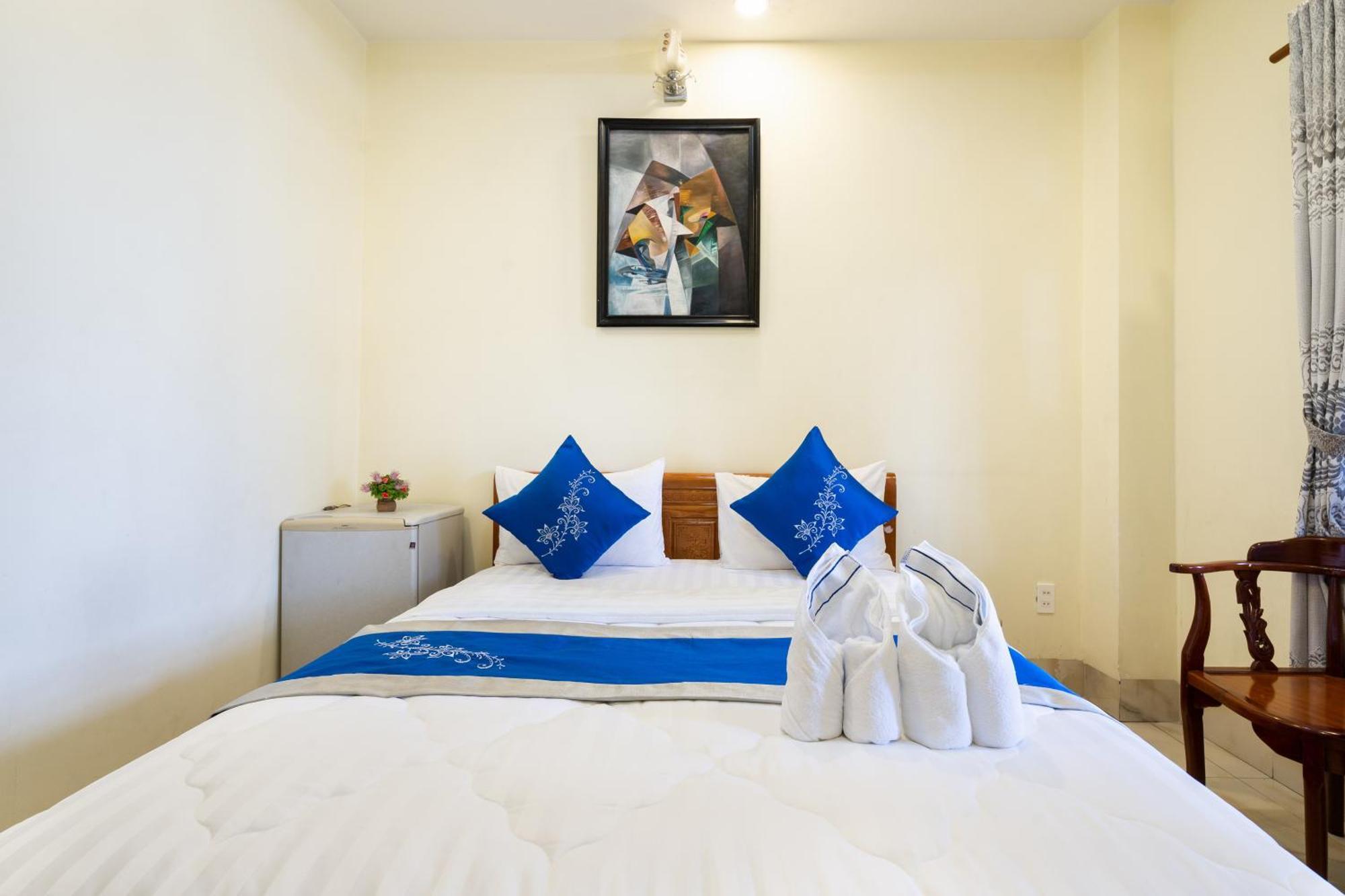 Mai Phuong - Ruby Saigon Hotel Хошимин Экстерьер фото