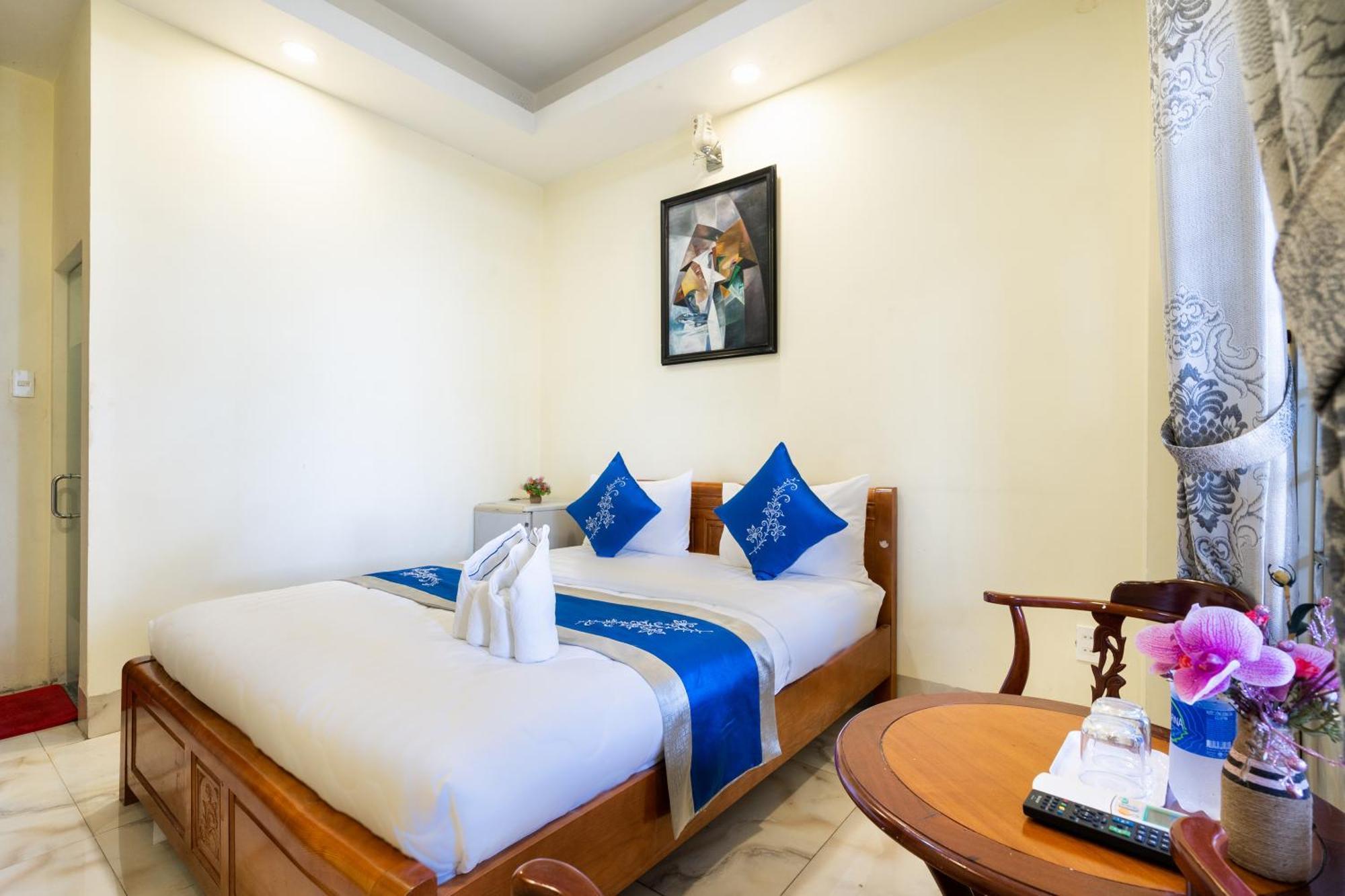 Mai Phuong - Ruby Saigon Hotel Хошимин Экстерьер фото