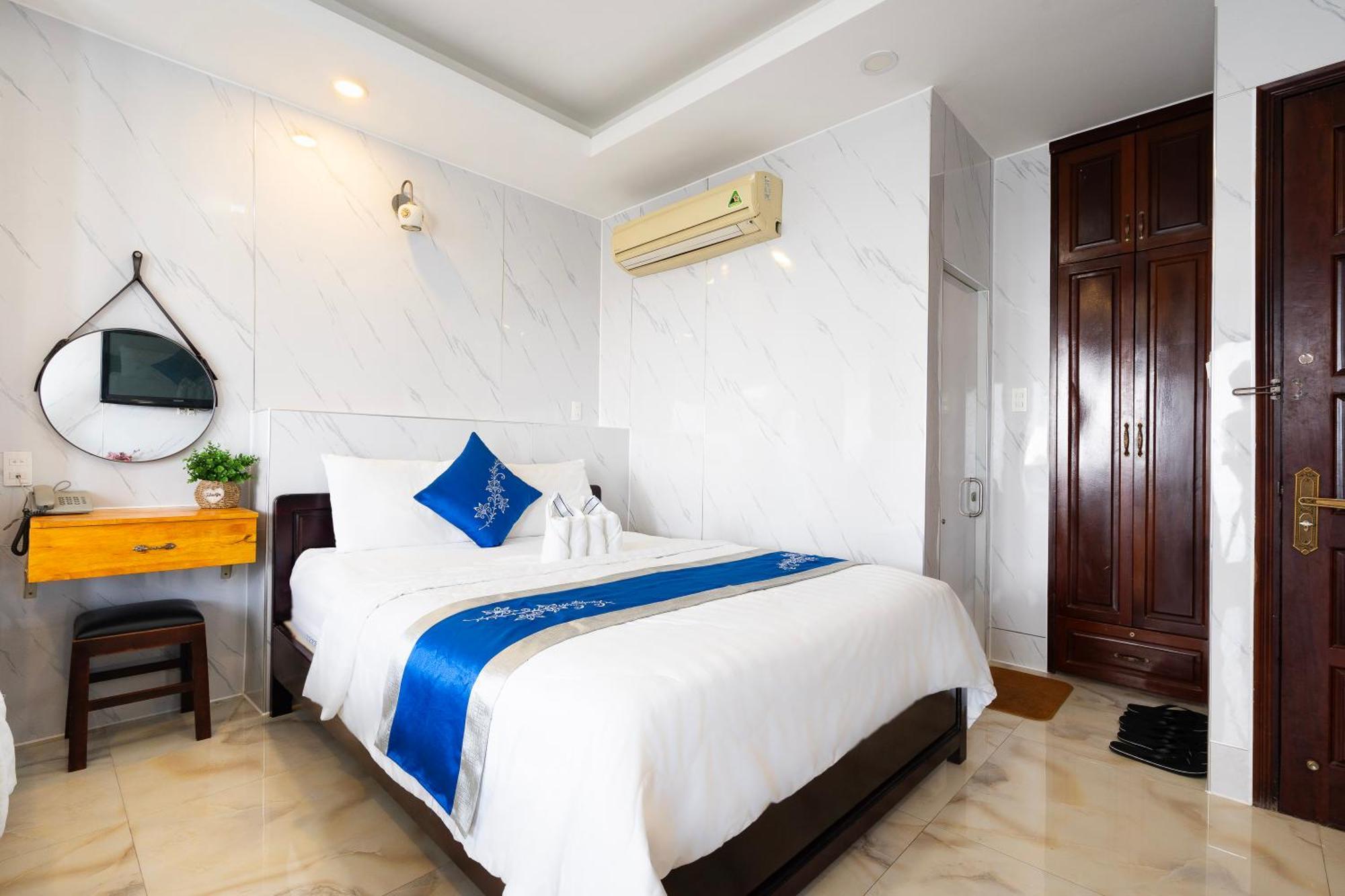 Mai Phuong - Ruby Saigon Hotel Хошимин Экстерьер фото