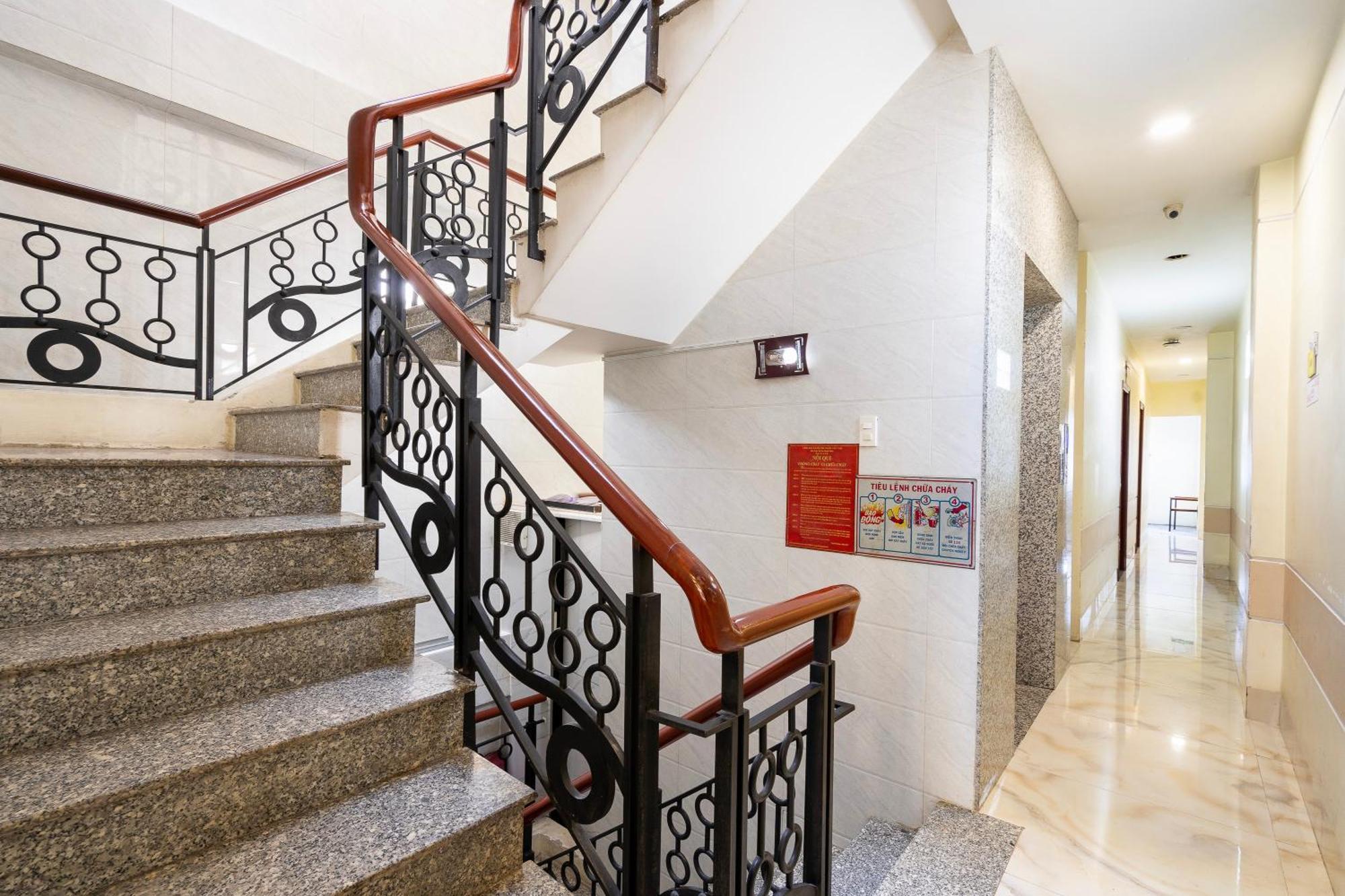 Mai Phuong - Ruby Saigon Hotel Хошимин Экстерьер фото